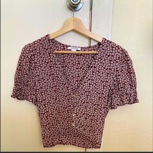 Monte Blouse. Red, floral. Used, great condition size small.